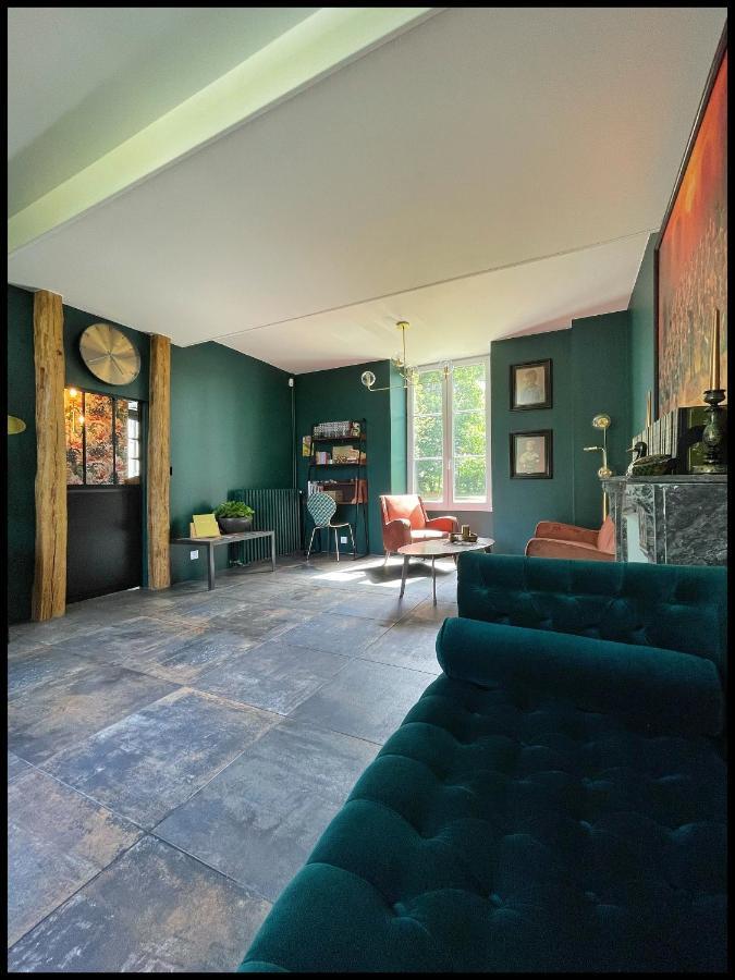 Les Maisons Du Bonheur Bed and Breakfast Château-Garnier Buitenkant foto